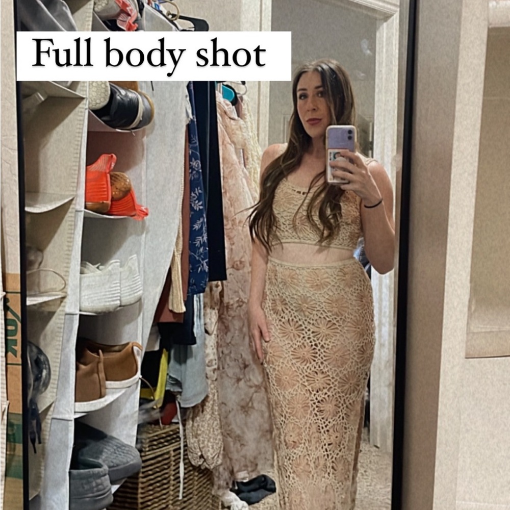 Flook the label Anais set